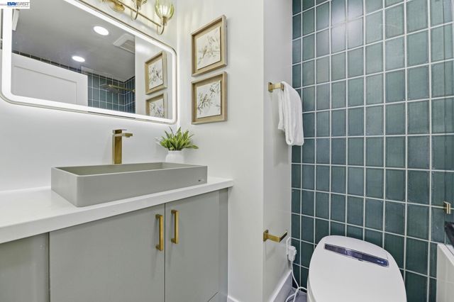 35926 Newark Blvd, Newark, CA 94560