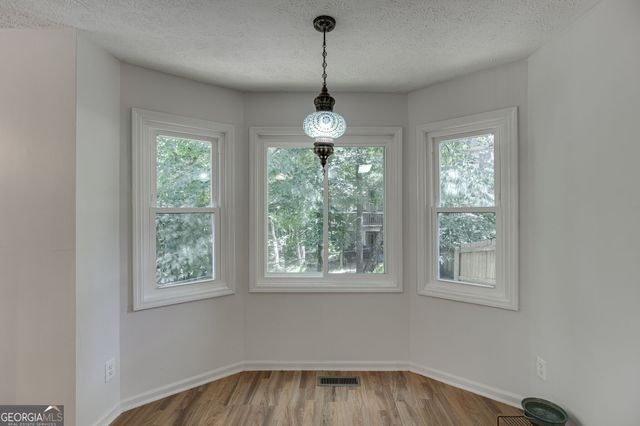 6447 Ivy Springs Drive, Flowery Branch, GA 30542