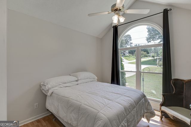 6447 Ivy Springs Drive, Flowery Branch, GA 30542