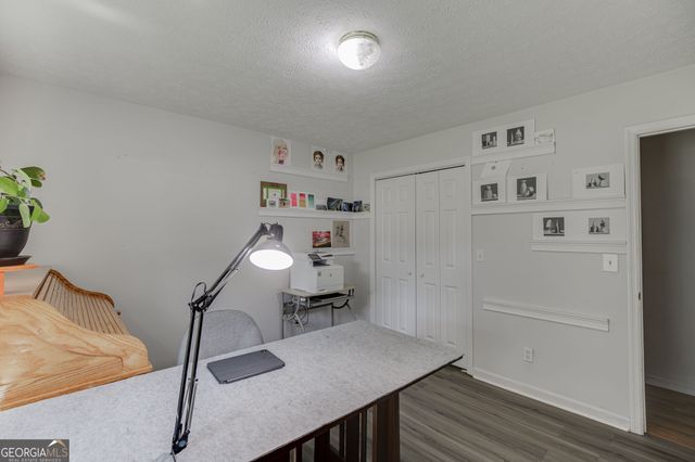 6447 Ivy Springs Drive, Flowery Branch, GA 30542