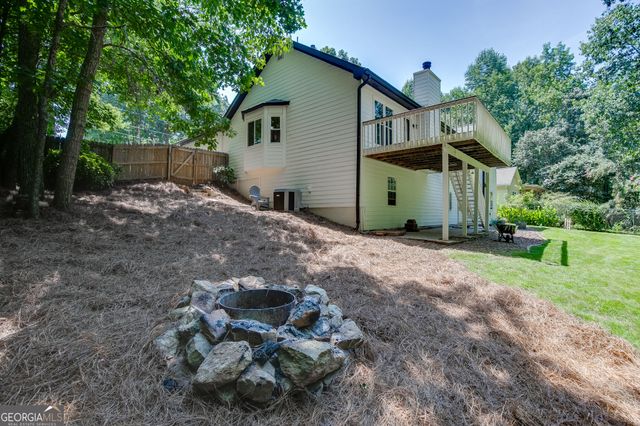 6447 Ivy Springs Drive, Flowery Branch, GA 30542