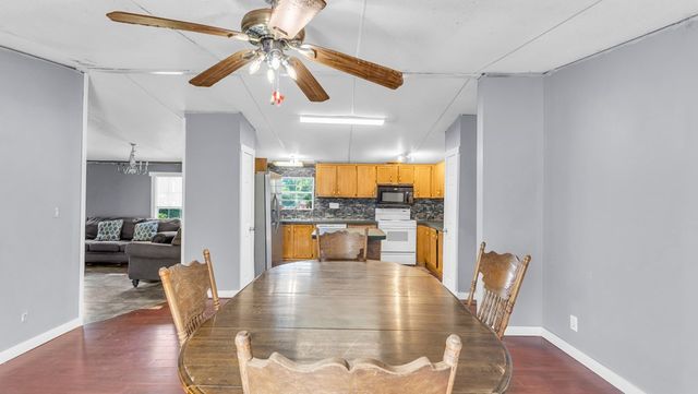 3250 Rolling Meadows Road NW, Dalton, GA 30721
