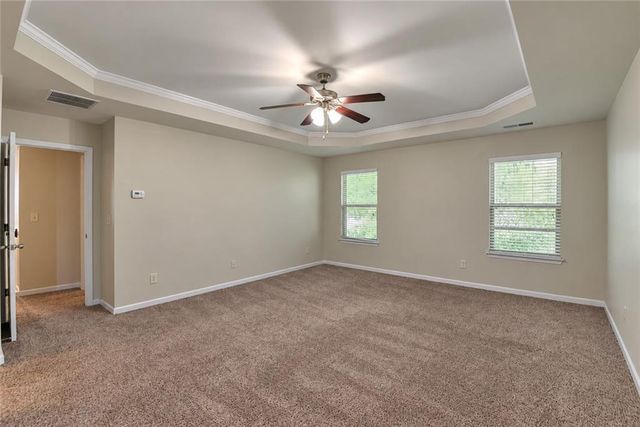 902 Whitfield Oak Road, Auburn, GA 30011