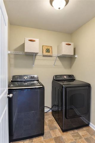 902 Whitfield Oak Road, Auburn, GA 30011