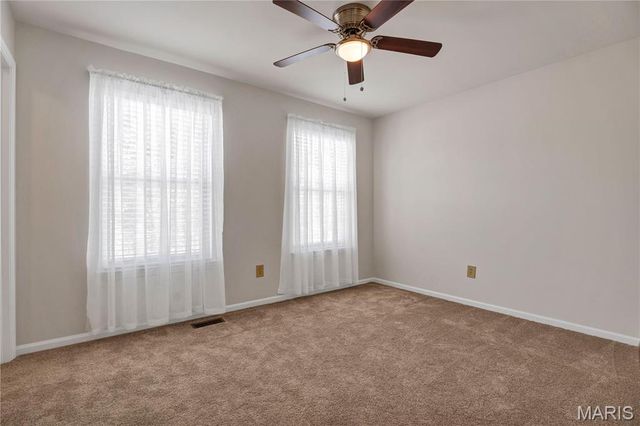 1827 Pheasant Run Drive, Maryland Heights, MO 63043