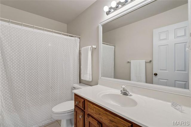 1827 Pheasant Run Drive, Maryland Heights, MO 63043