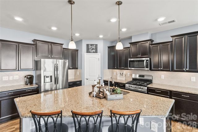 2003 Harvest Time Lane, Waxhaw, NC 28173