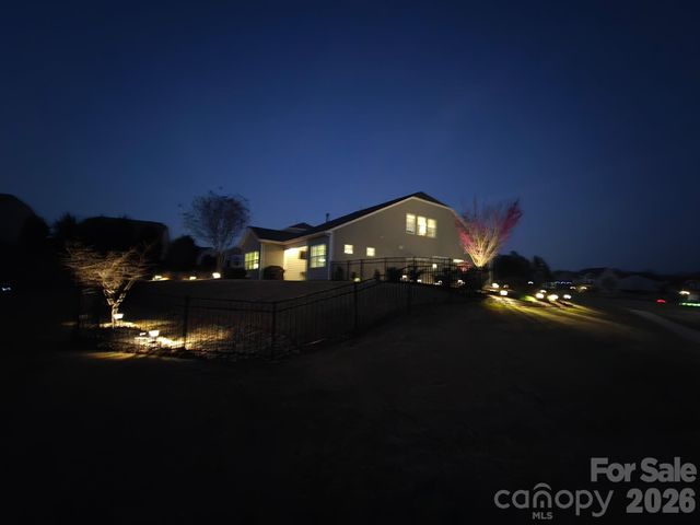 2003 Harvest Time Lane, Waxhaw, NC 28173