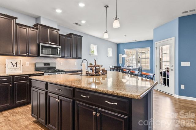 2003 Harvest Time Lane, Waxhaw, NC 28173