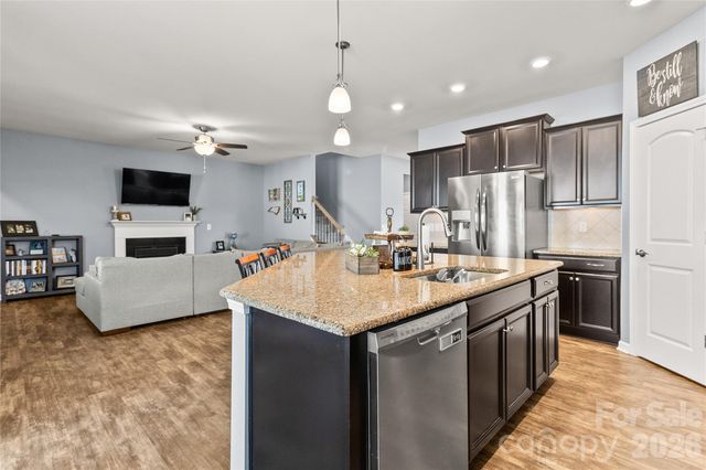 2003 Harvest Time Lane, Waxhaw, NC 28173