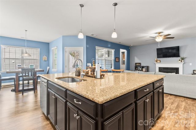 2003 Harvest Time Lane, Waxhaw, NC 28173