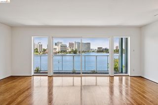 1410 Lakeshore Ave 6, Oakland, CA 94606