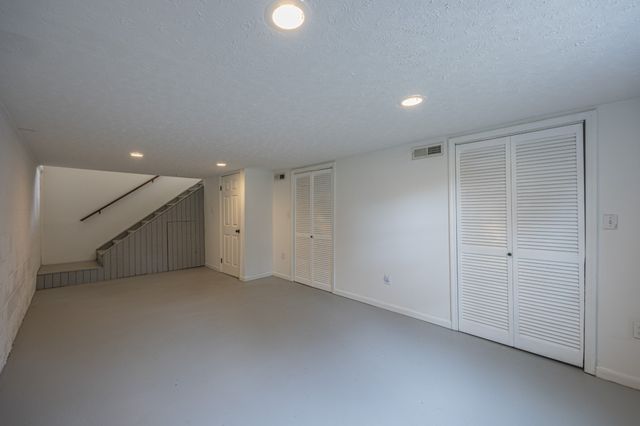 75 Dallas Dr, Mount Juliet, TN 37122