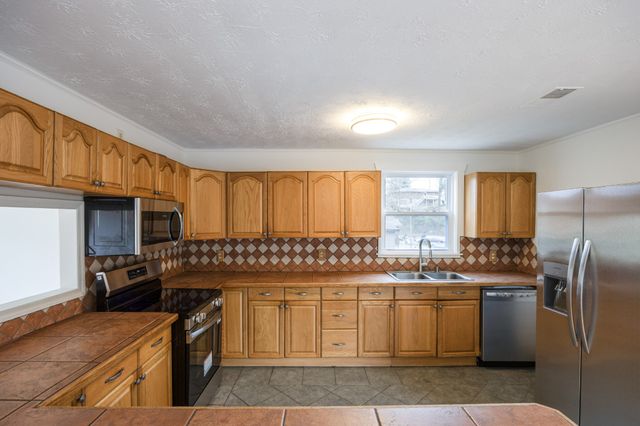 75 Dallas Dr, Mount Juliet, TN 37122