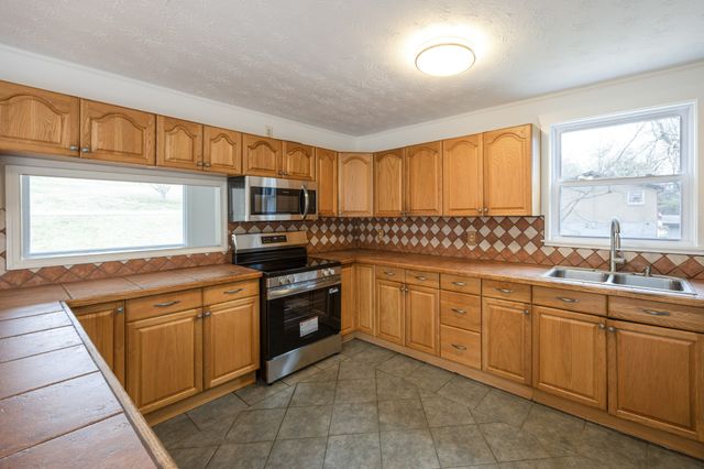 75 Dallas Dr, Mount Juliet, TN 37122