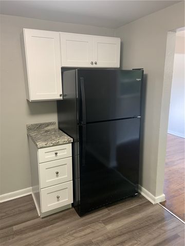 3912-3914 Meadowbrook Blvd., Brentwood, PA 15227