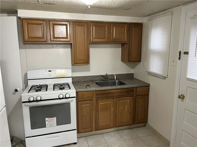 3912-3914 Meadowbrook Blvd., Brentwood, PA 15227