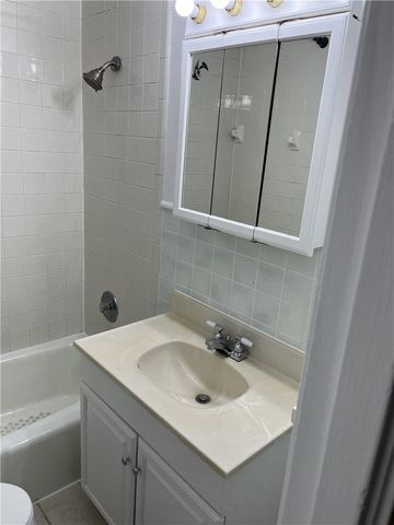 3912-3914 Meadowbrook Blvd., Brentwood, PA 15227
