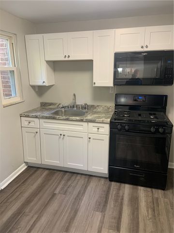 3912-3914 Meadowbrook Blvd., Brentwood, PA 15227