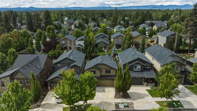 19622 Harvard Place, Bend, OR 97702