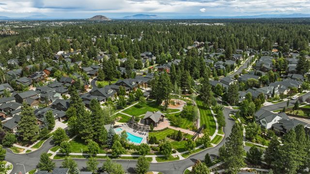 19622 Harvard Place, Bend, OR 97702