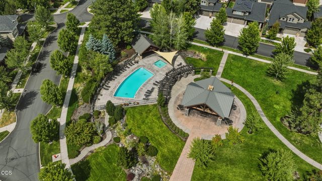 19622 Harvard Place, Bend, OR 97702