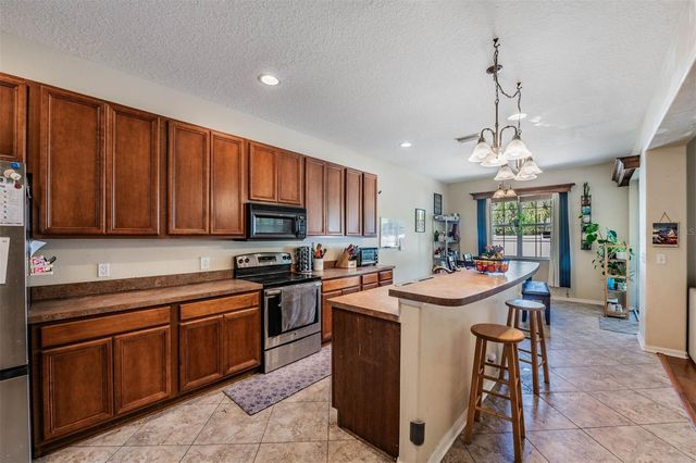 10945 SUBTLE TRAIL DRIVE, Riverview, FL 33569