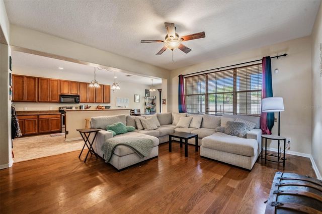 10945 SUBTLE TRAIL DRIVE, Riverview, FL 33569