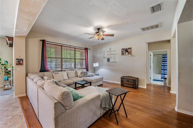 10945 SUBTLE TRAIL DRIVE, Riverview, FL 33569