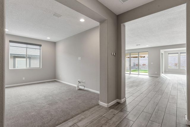 12012 N Star Trail NW, Albuquerque, NM 87120