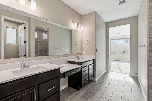 12012 N Star Trail NW, Albuquerque, NM 87120