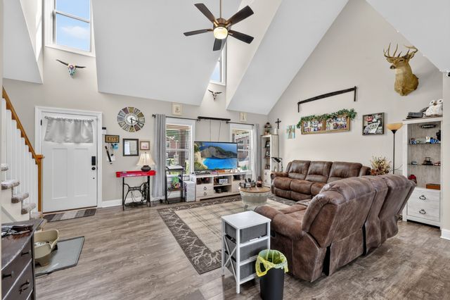 1356 Main St, Greenbrier, TN 37073