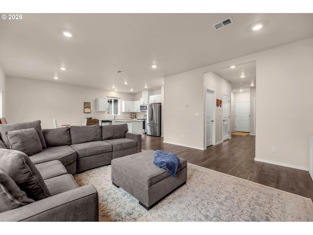 3259 Se 36TH St, Gresham, OR 97080