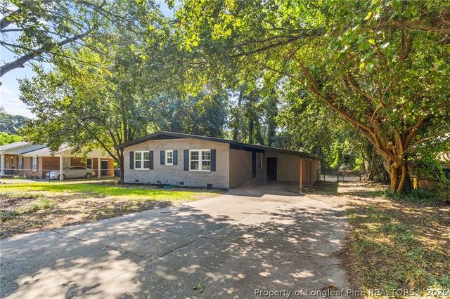 4805 Ellsworth Drive, Fayetteville, NC 28304
