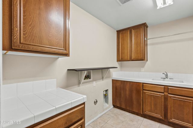 6652 Lacolle Place, Lancaster, CA 93536