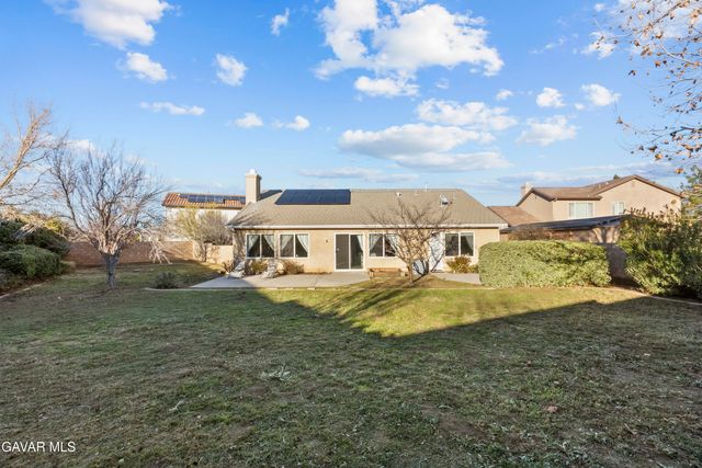 6652 Lacolle Place, Lancaster, CA 93536