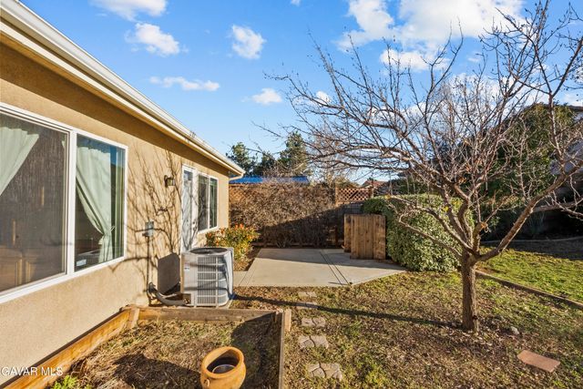 6652 Lacolle Place, Lancaster, CA 93536