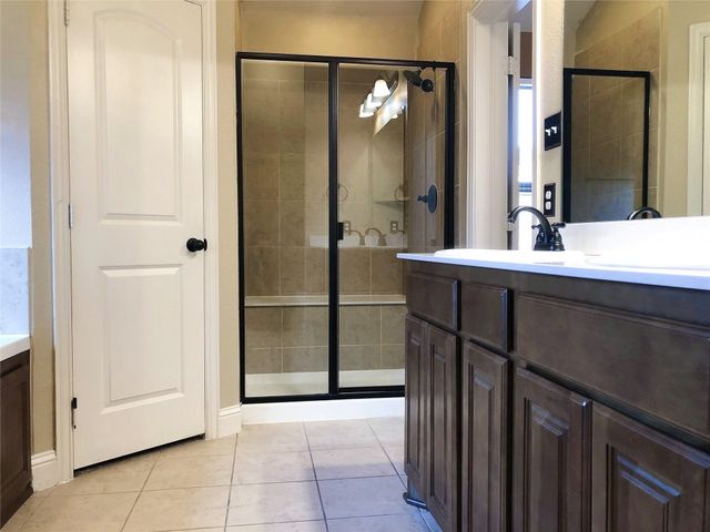 1414 Thibodaux Drive, Greenville, TX 75402