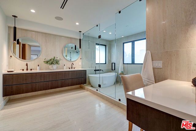 846 Dickson Street, Marina Del Rey, CA 90292