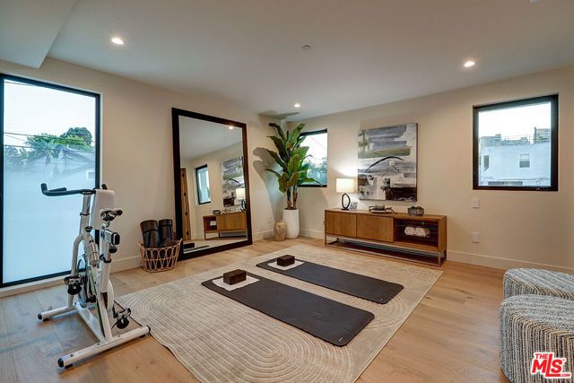 846 Dickson Street, Marina Del Rey, CA 90292