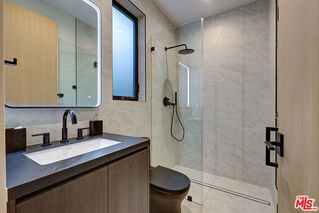 846 Dickson Street, Marina Del Rey, CA 90292