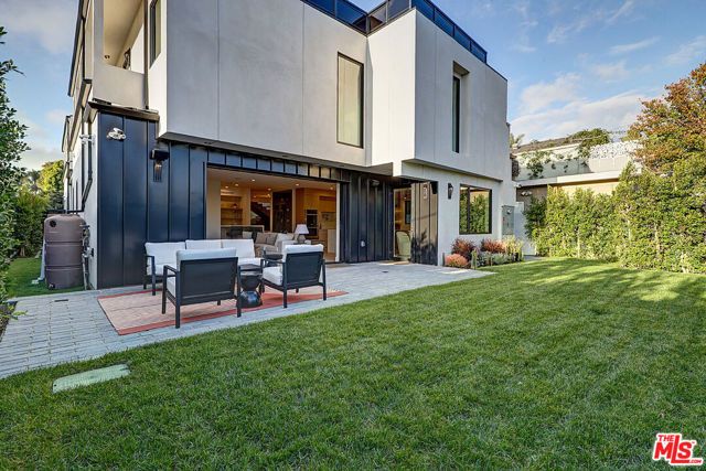 846 Dickson Street, Marina Del Rey, CA 90292