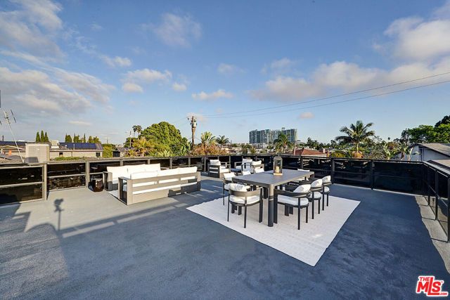 846 Dickson Street, Marina Del Rey, CA 90292