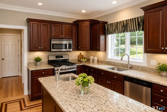48 Cider Mill Heights, Granby, CT 06060