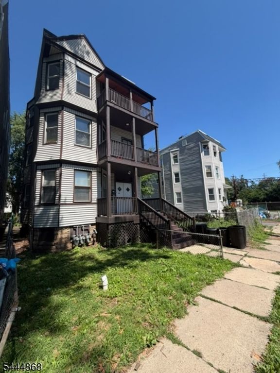 217 N 15Th St, East Orange City, NJ 07017 — photo 2