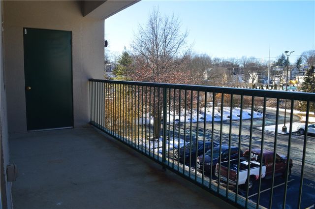 31 Devereux Avenue 305, Providence, RI 02909