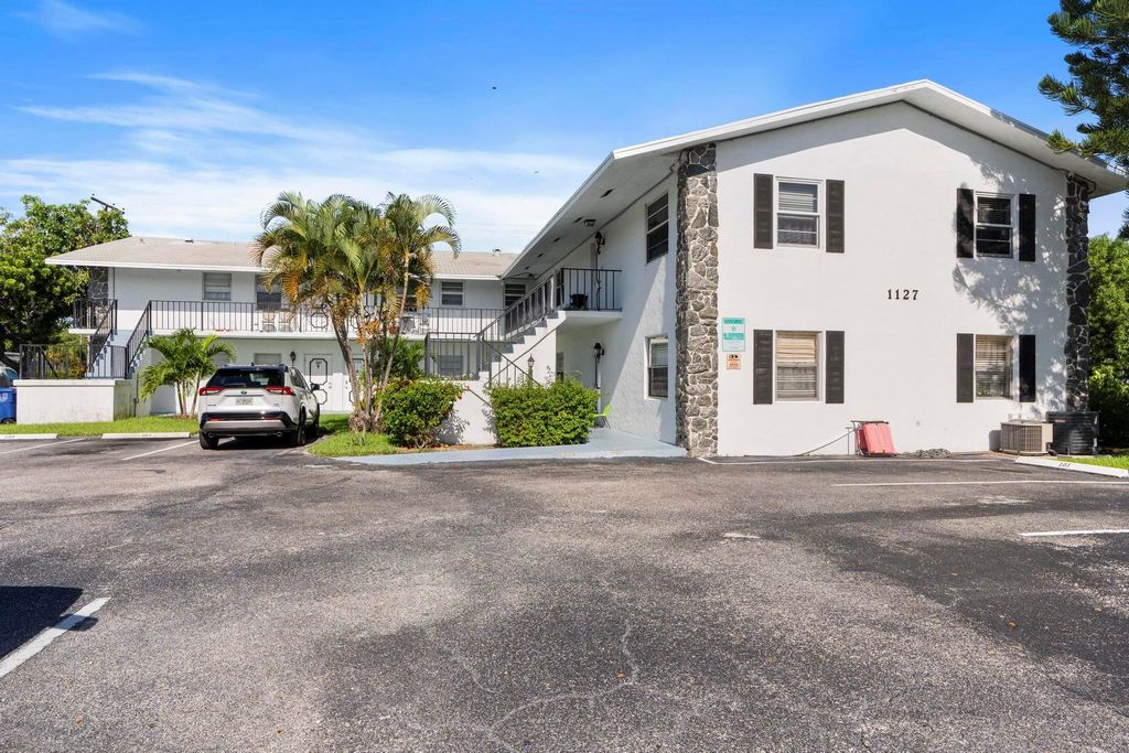 1127 S Federal Highway 103, Lake Worth Beach, FL 33460