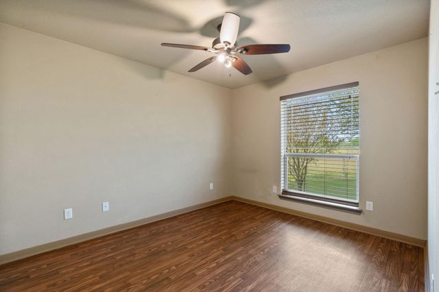 3817 Hardy Road, Madisonville, TX 77864