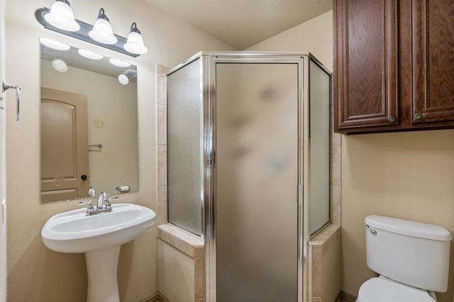 3817 Hardy Road, Madisonville, TX 77864