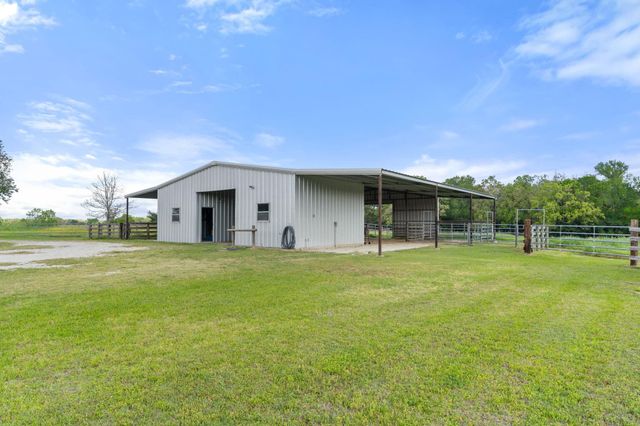 3817 Hardy Road, Madisonville, TX 77864